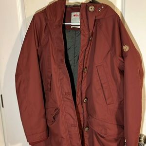 Fjallraven Kiruna Insulated Parka- Size M